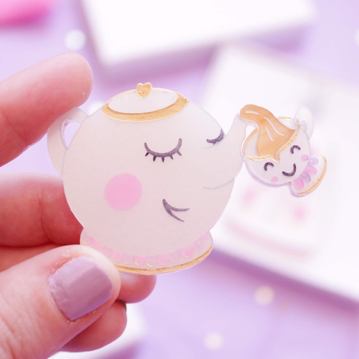 Mrs Potts Brooch